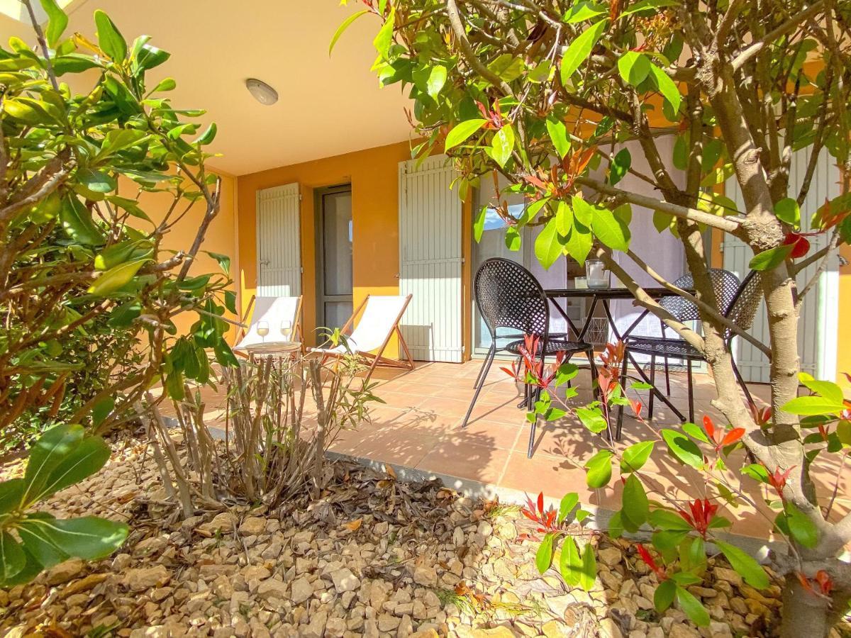 Appartement Cosy Pour Un Sejour Bien-Etre Climatise Saumane-de-Vaucluse Bagian luar foto